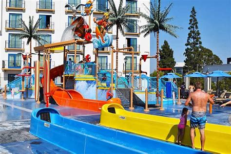 Family friendly hotels in los angeles. Things To Know About Family friendly hotels in los angeles. 